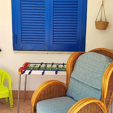 Casa Agrippina * باكولي